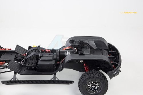 Traction Hobby KM RAM 1500 1:8 RC Trail Truck
